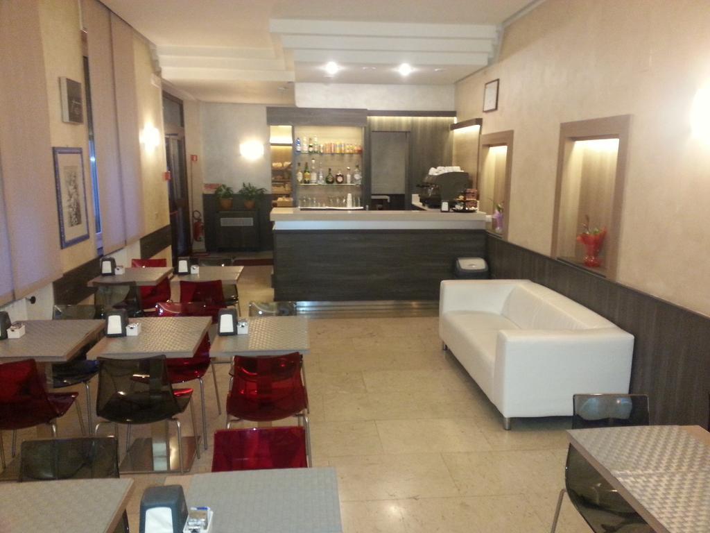 Hotel Garden Milano Exterior foto