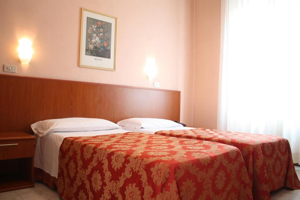 Hotel Garden Milano Cameră foto