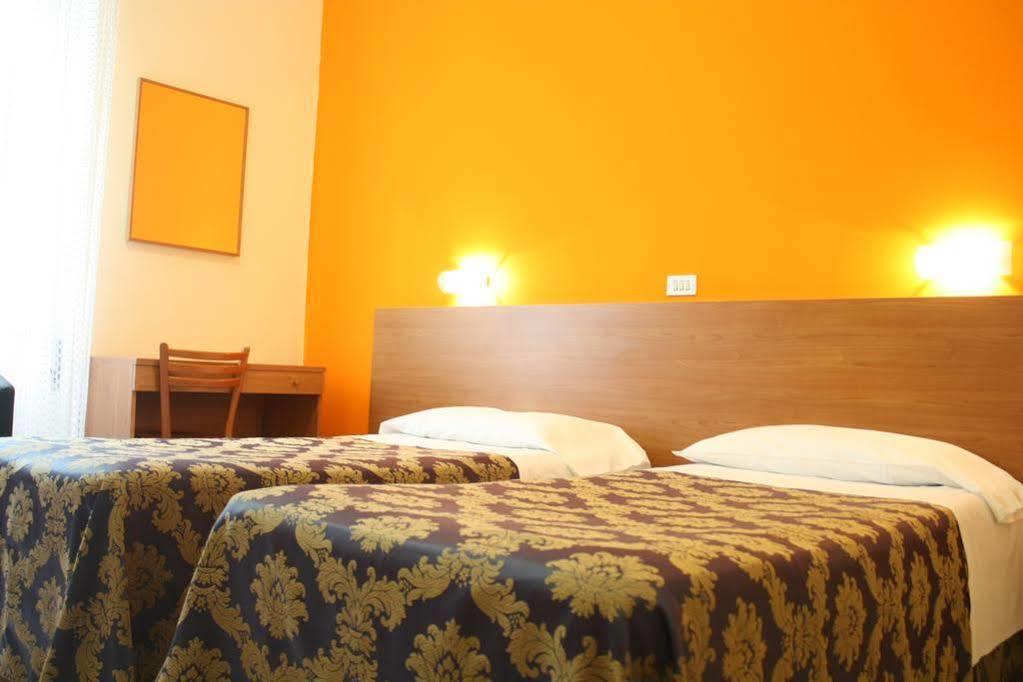 Hotel Garden Milano Exterior foto