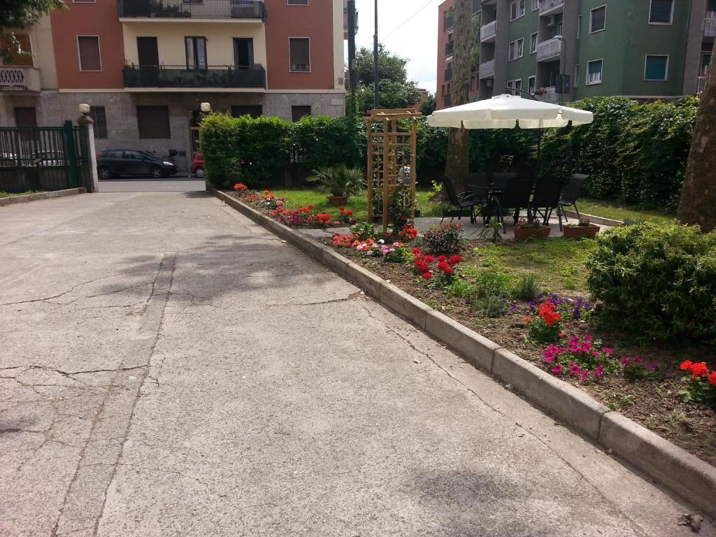 Hotel Garden Milano Exterior foto
